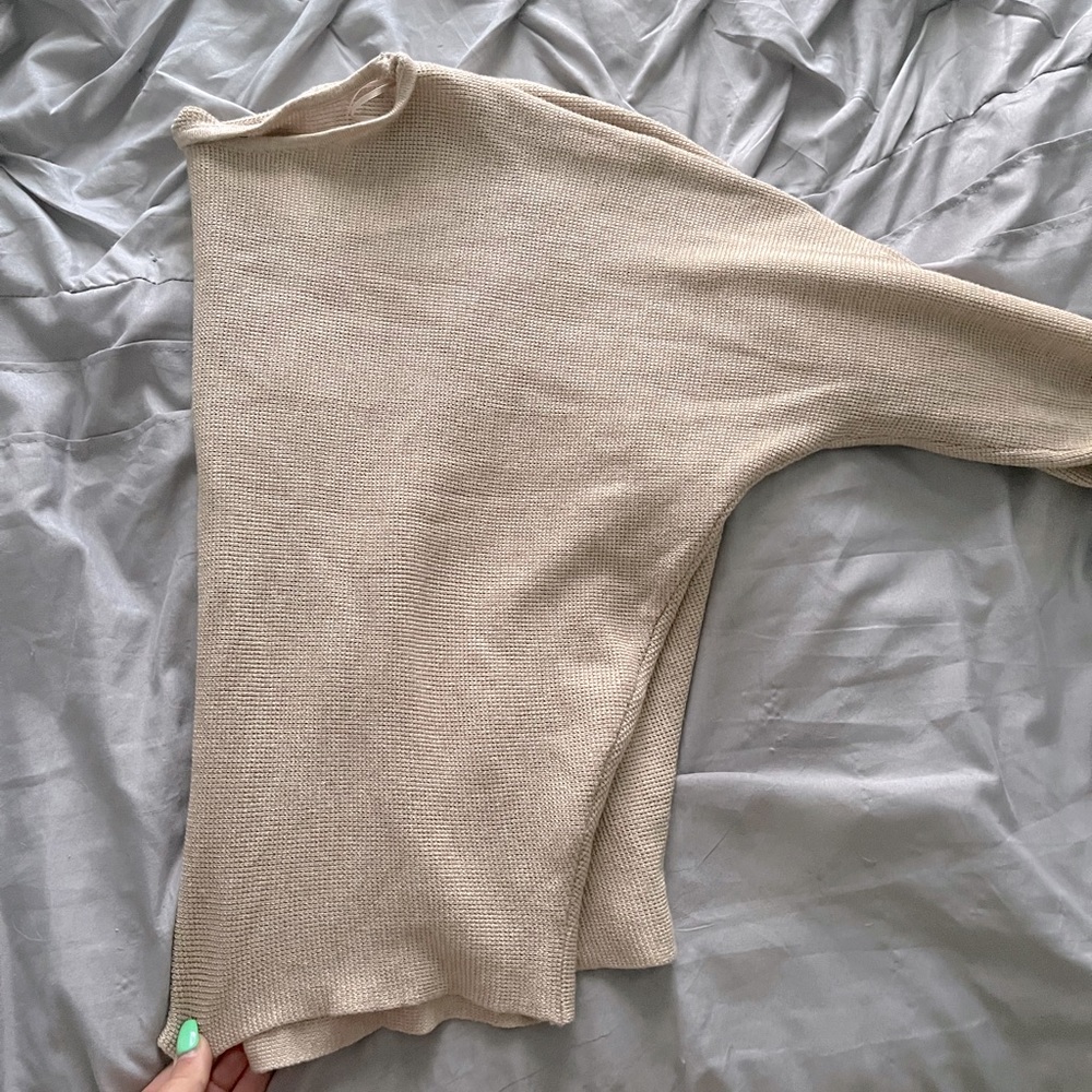 Size Large Brown Sweater long sleeve